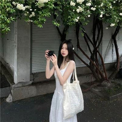 昨夜泪痕干